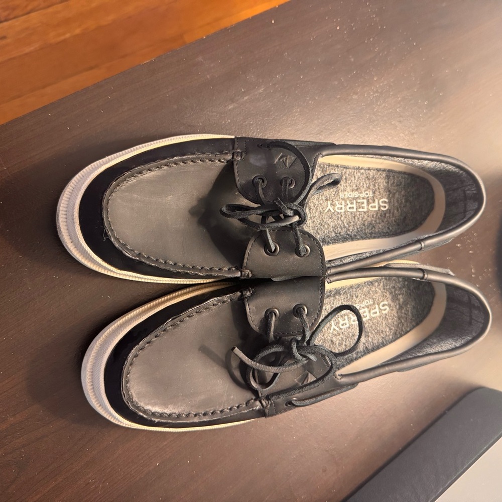 Sperry Black and Gray Leather Boat Shoes